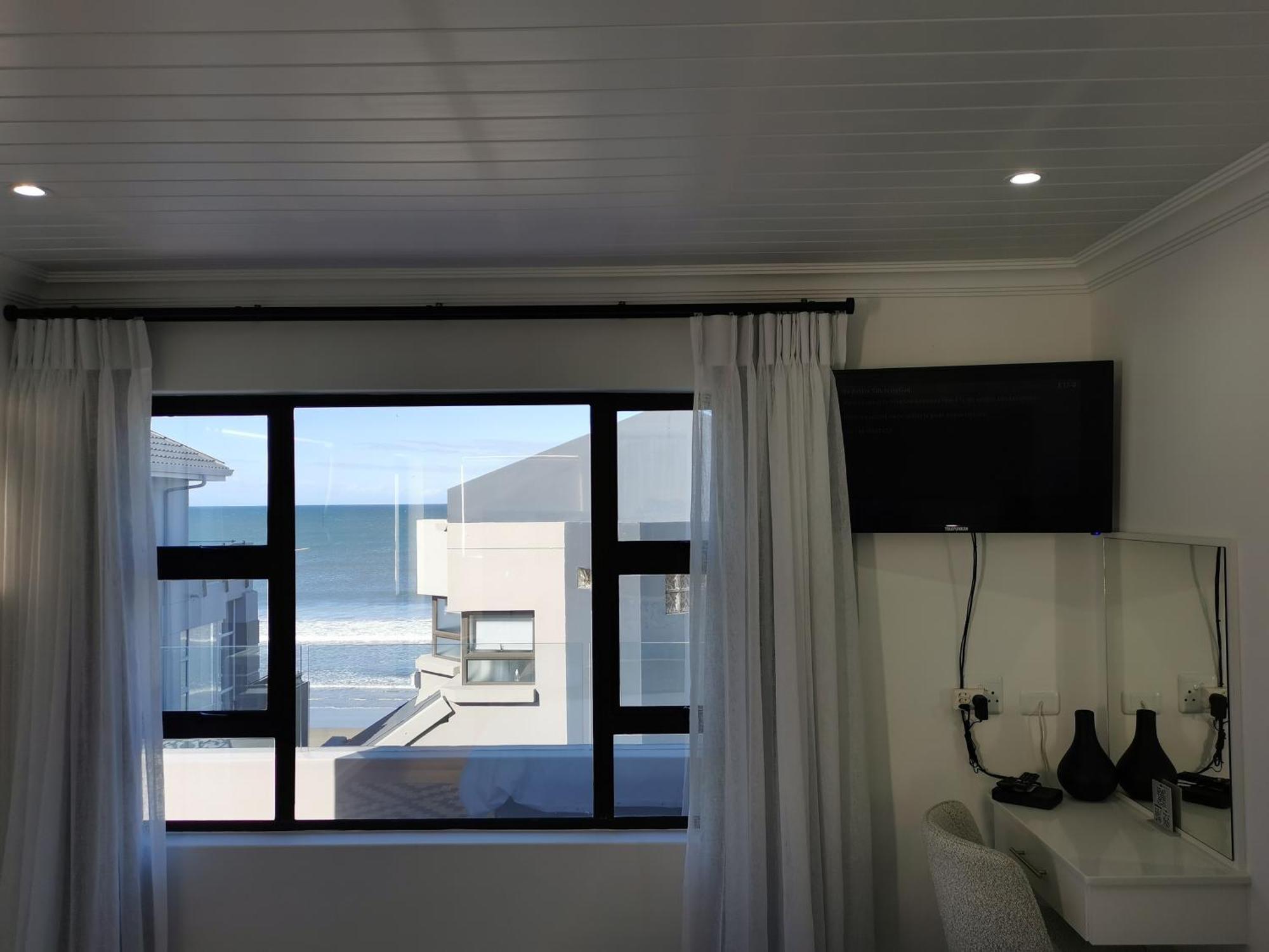 Bay Lodge On The Beach Mossel Bay Exterior photo
